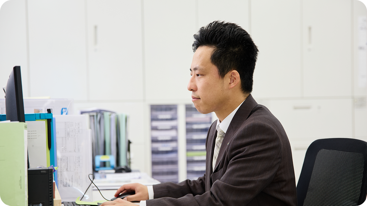 保険と事務の経験が、
不動産でもきっと活きると思った。
